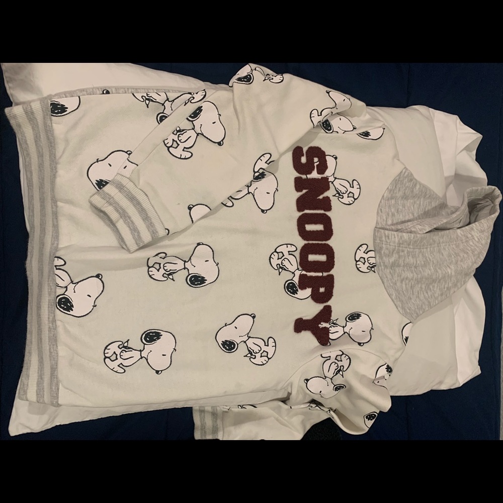 H&M new Snoopy Boys Hoodie